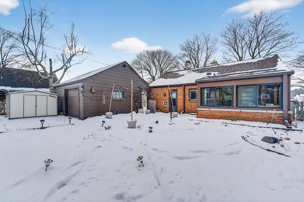 2811 Erie Street Racine, WI 53402 - Photo 18 of 30 Back of home