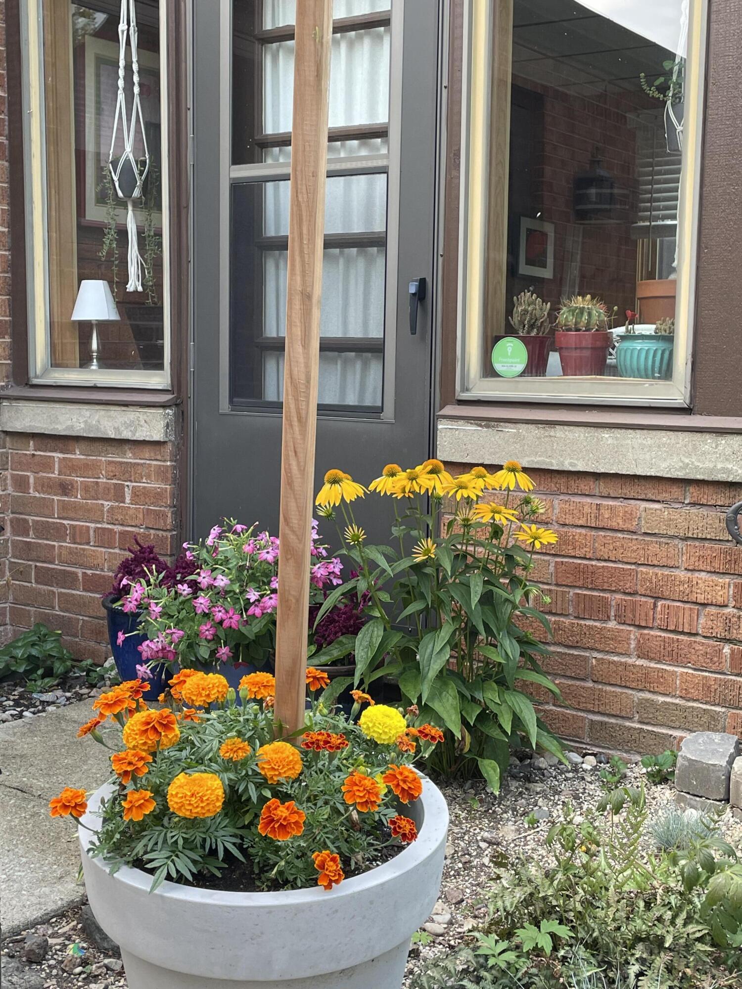 2811 Erie Street Racine, WI 53402 - Photo 30 of 30 Summer shots