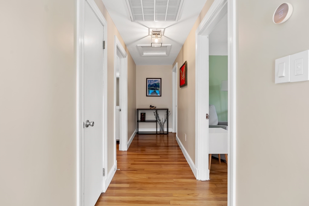 9 Chapman Road Wakefield, MA 01880 - Photo 17 of 34