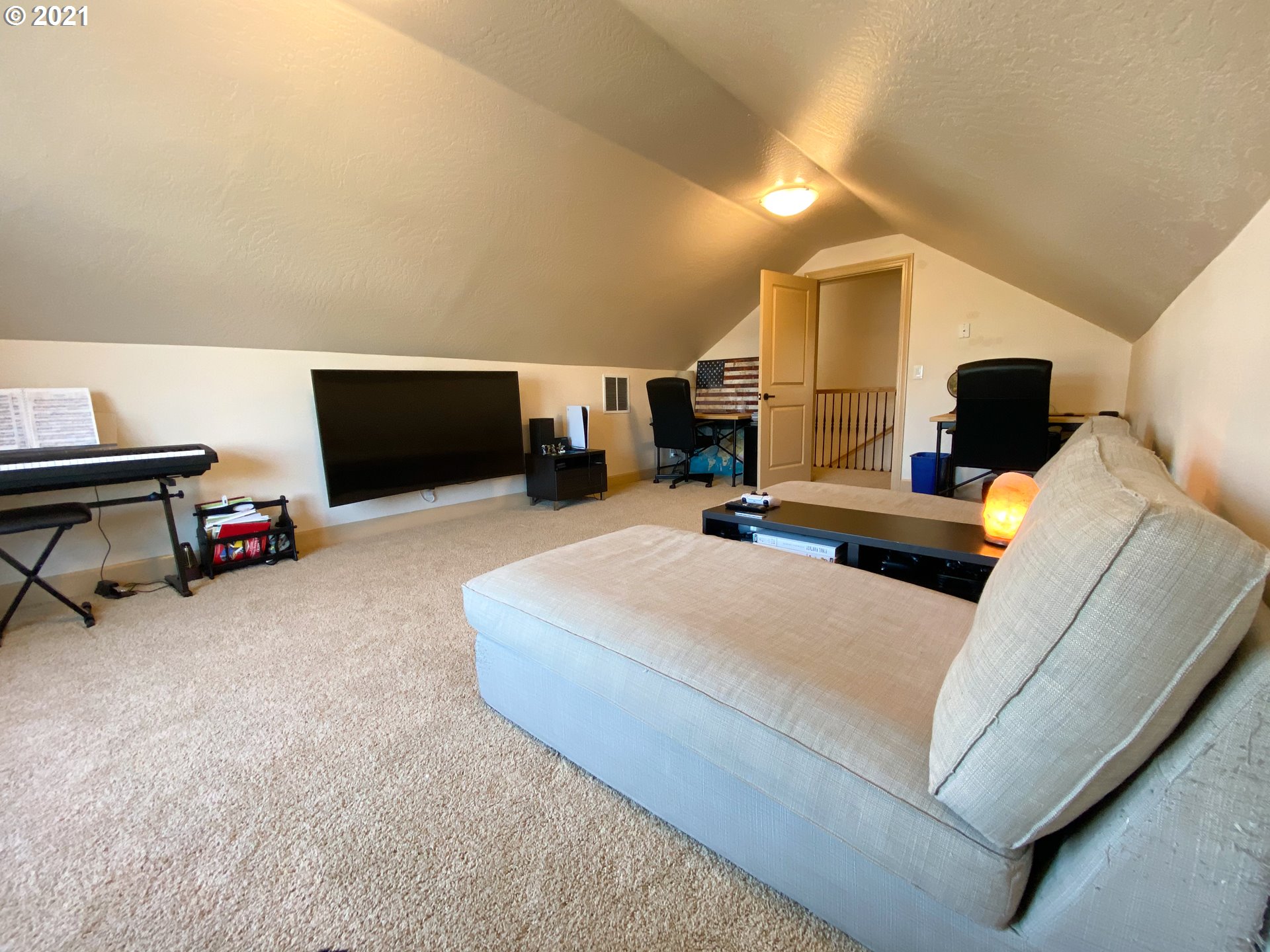 1084 Diamond Street Springfield, OR 97477 - Photo 23 of 30