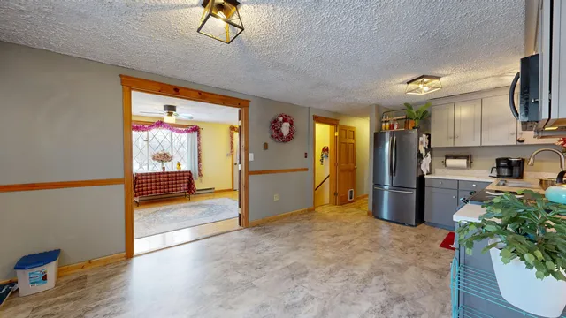 $325,000 | 11 Highland Heights Road, Winthrop, ME 04364