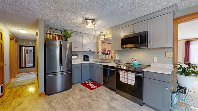 $325,000 | 11 Highland Heights Road, Winthrop, ME 04364