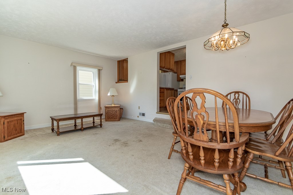 1147 Belrose Road Cleveland, OH 44124 - Photo 12 of 27 Gallery Image 12
