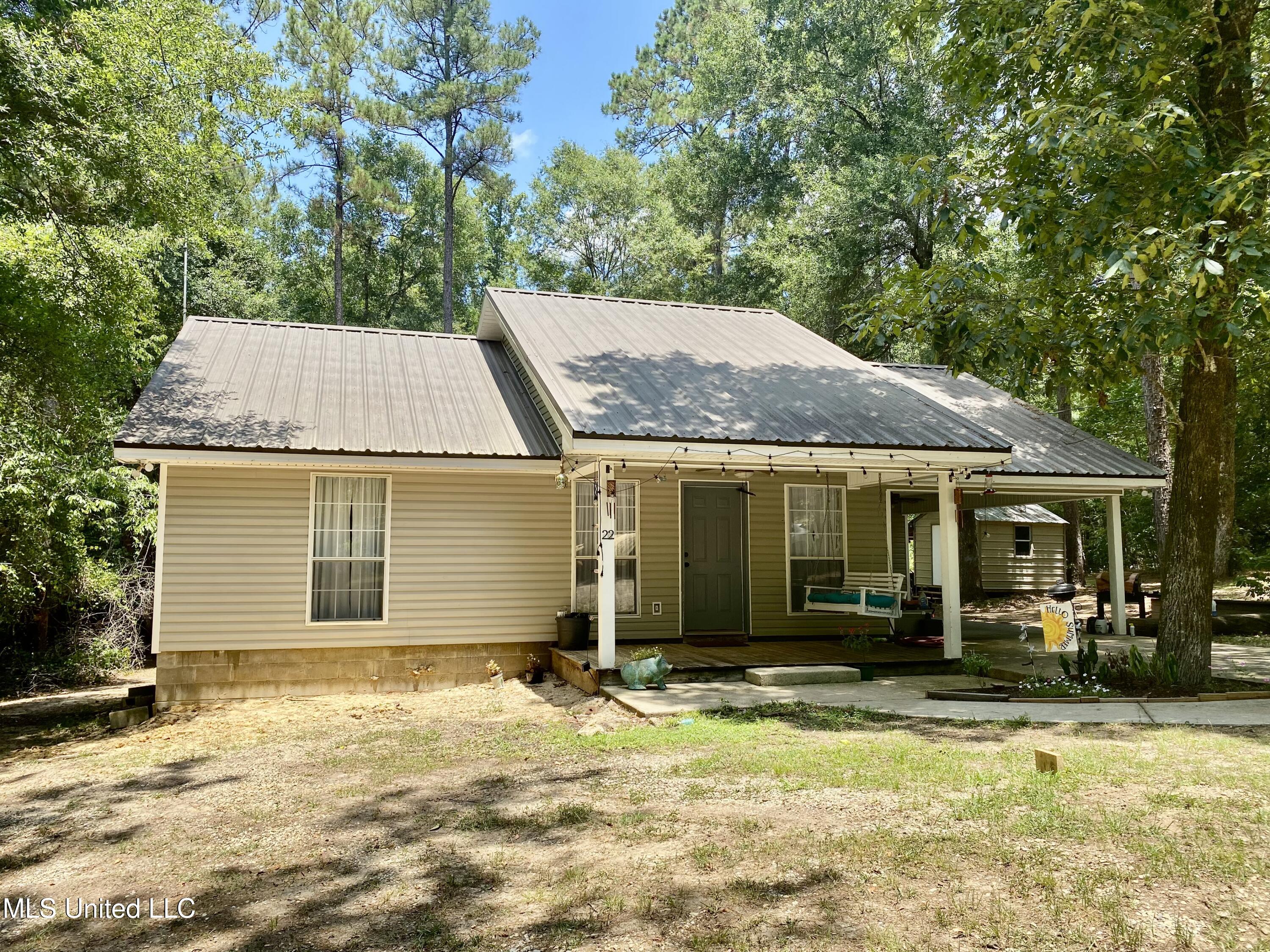 22 Uncle Pete Road Carriere, MS 39426 - Photo 2 of 17 2, Front, IMG_4542