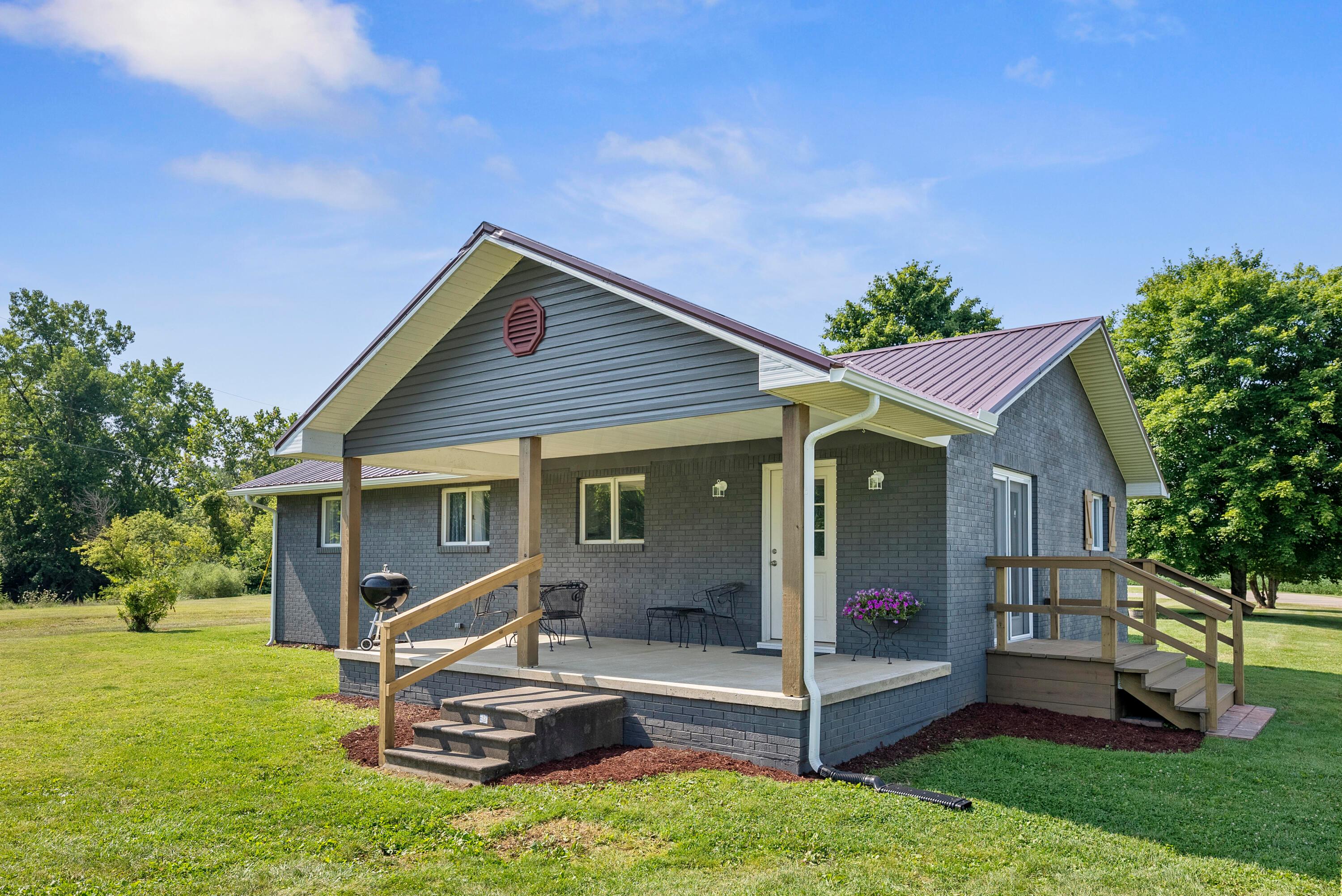 13741 Banning Road Mount Vernon, OH 43050 - Photo 16 of 28 Gallery Image 16