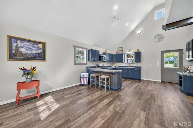 $269,900 | 515 Bailey Avenue, Elsberry, MO 63343