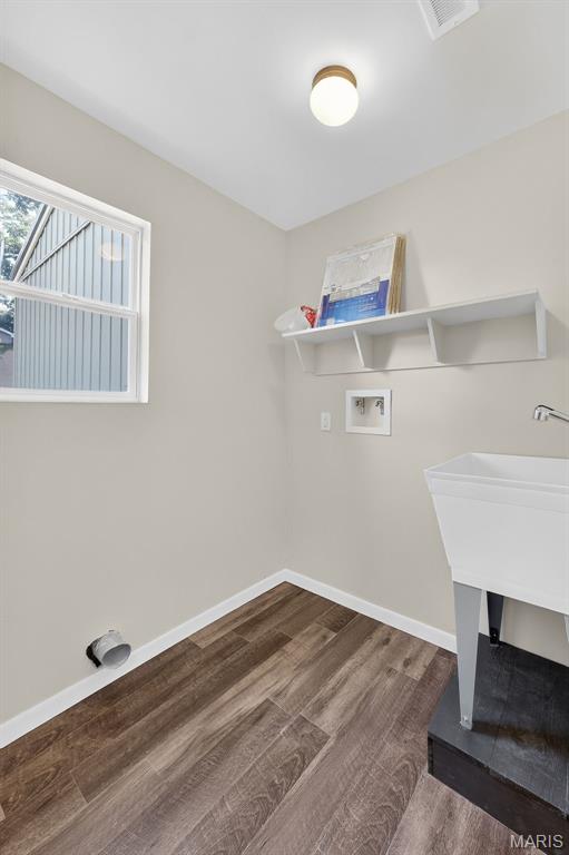 515 Bailey Avenue Elsberry, MO 63343 - Photo 19 of 43