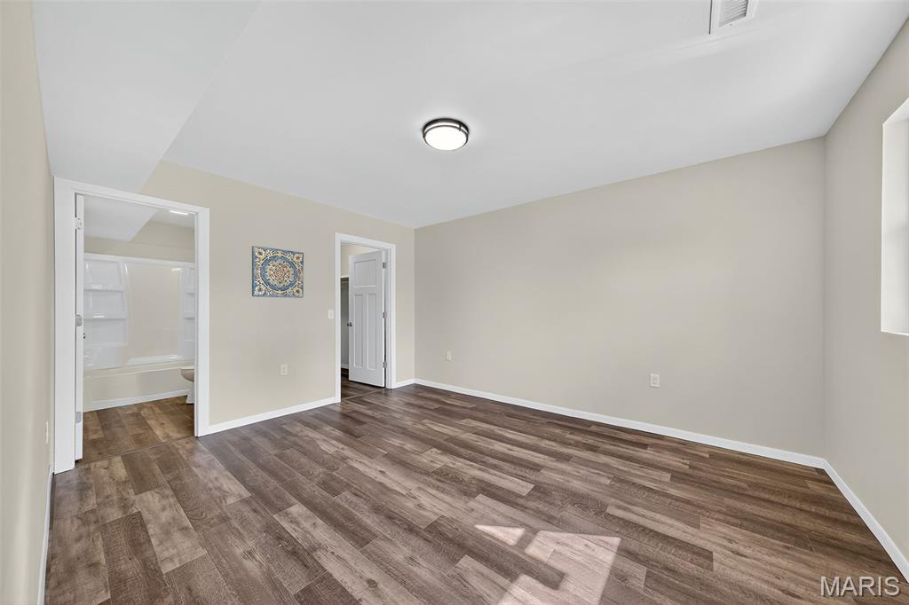 515 Bailey Avenue Elsberry, MO 63343 - Photo 25 of 43