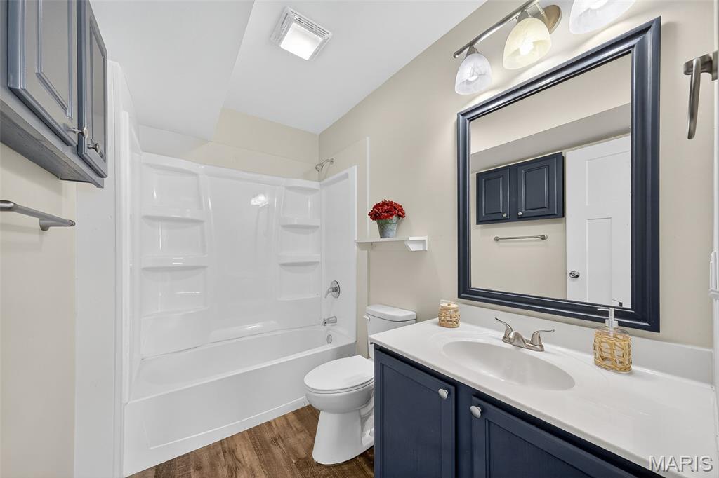 515 Bailey Avenue Elsberry, MO 63343 - Photo 29 of 43