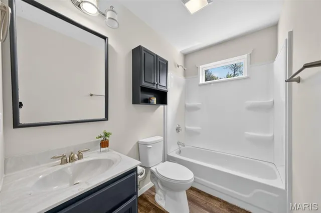 $269,900 | 515 Bailey Avenue, Elsberry, MO 63343