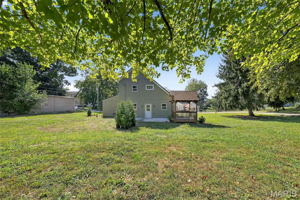 515 Bailey Avenue Elsberry, MO 63343 - Photo 38 of 43