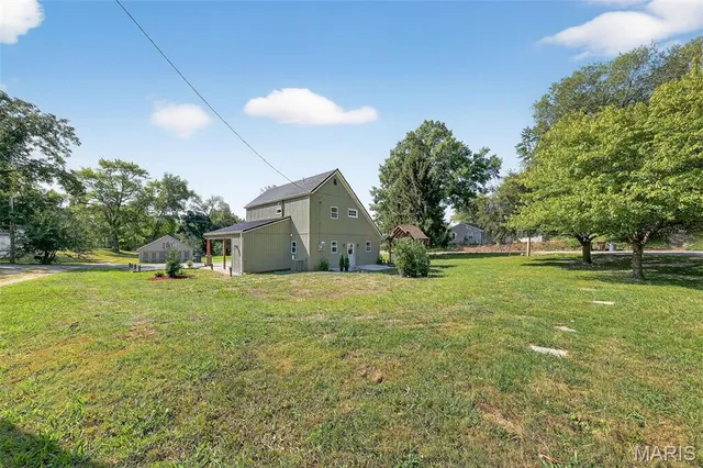 $269,900 | 515 Bailey Avenue, Elsberry, MO 63343