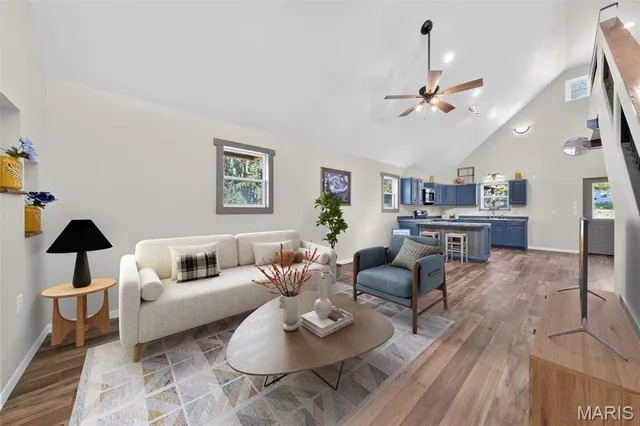 $269,900 | 515 Bailey Avenue, Elsberry, MO 63343