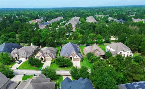 $760,000 | 116 Wade Pointe Drive, Montgomery, TX 77316