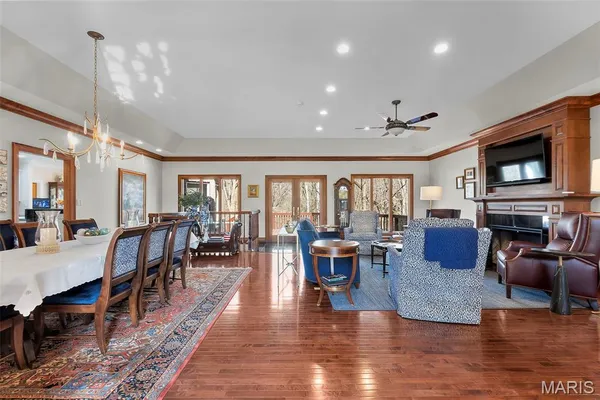 $895,000 | 316 Flagstone Drive, Cape Girardeau, MO 63701