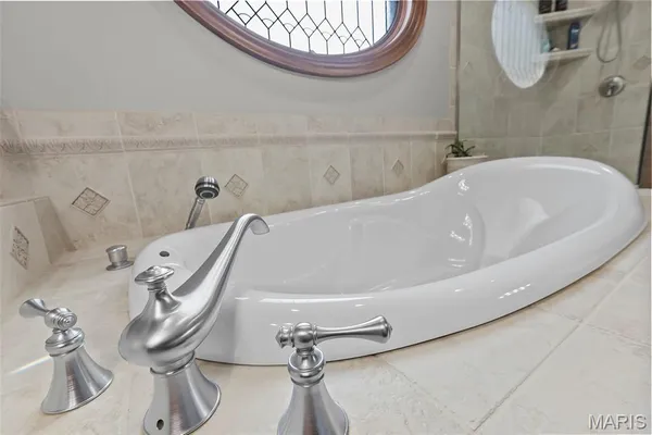 $895,000 | 316 Flagstone Drive, Cape Girardeau, MO 63701