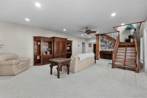 $895,000 | 316 Flagstone Drive, Cape Girardeau, MO 63701