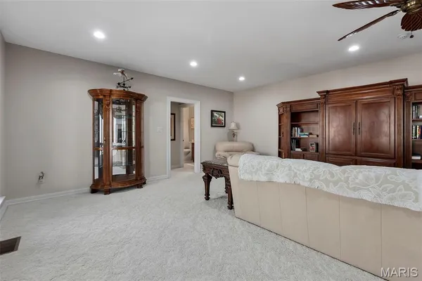 $895,000 | 316 Flagstone Drive, Cape Girardeau, MO 63701