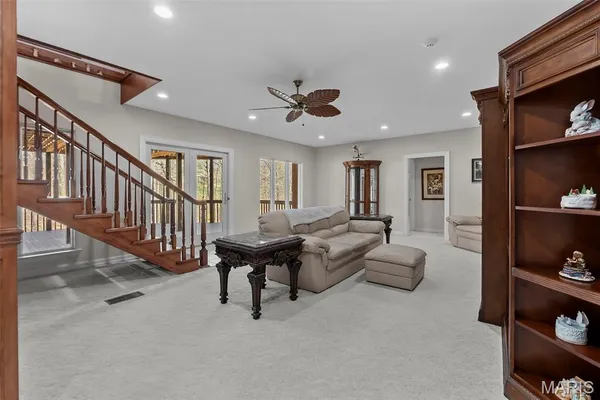 $895,000 | 316 Flagstone Drive, Cape Girardeau, MO 63701