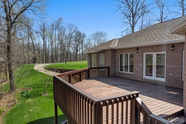 $895,000 | 316 Flagstone Drive, Cape Girardeau, MO 63701