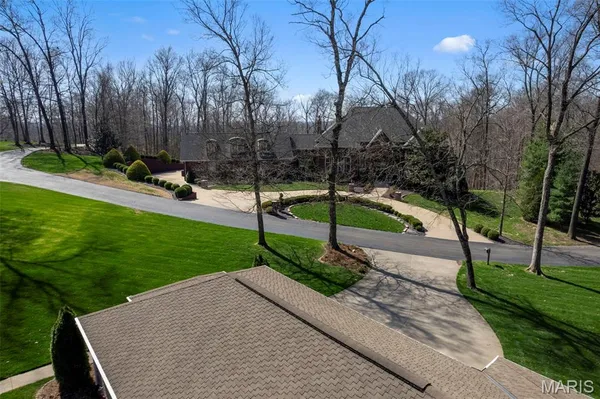 $895,000 | 316 Flagstone Drive, Cape Girardeau, MO 63701