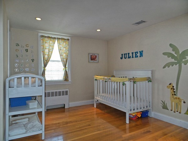151 Howard Street Reading, MA 01867 - Photo 16 of 22 Gallery Image 16