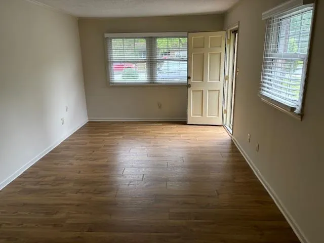 $1,950 | 2153 Canterbury Drive, Burlington, NC 27215