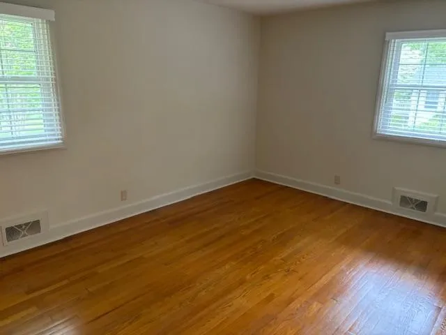 $1,950 | 2153 Canterbury Drive, Burlington, NC 27215