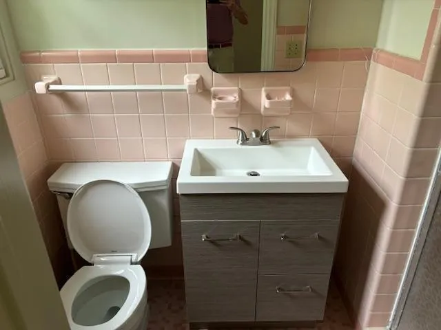 $1,950 | 2153 Canterbury Drive, Burlington, NC 27215