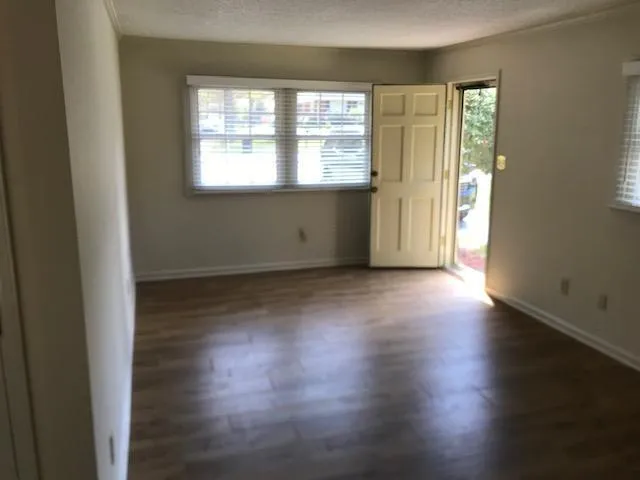 $1,950 | 2153 Canterbury Drive, Burlington, NC 27215