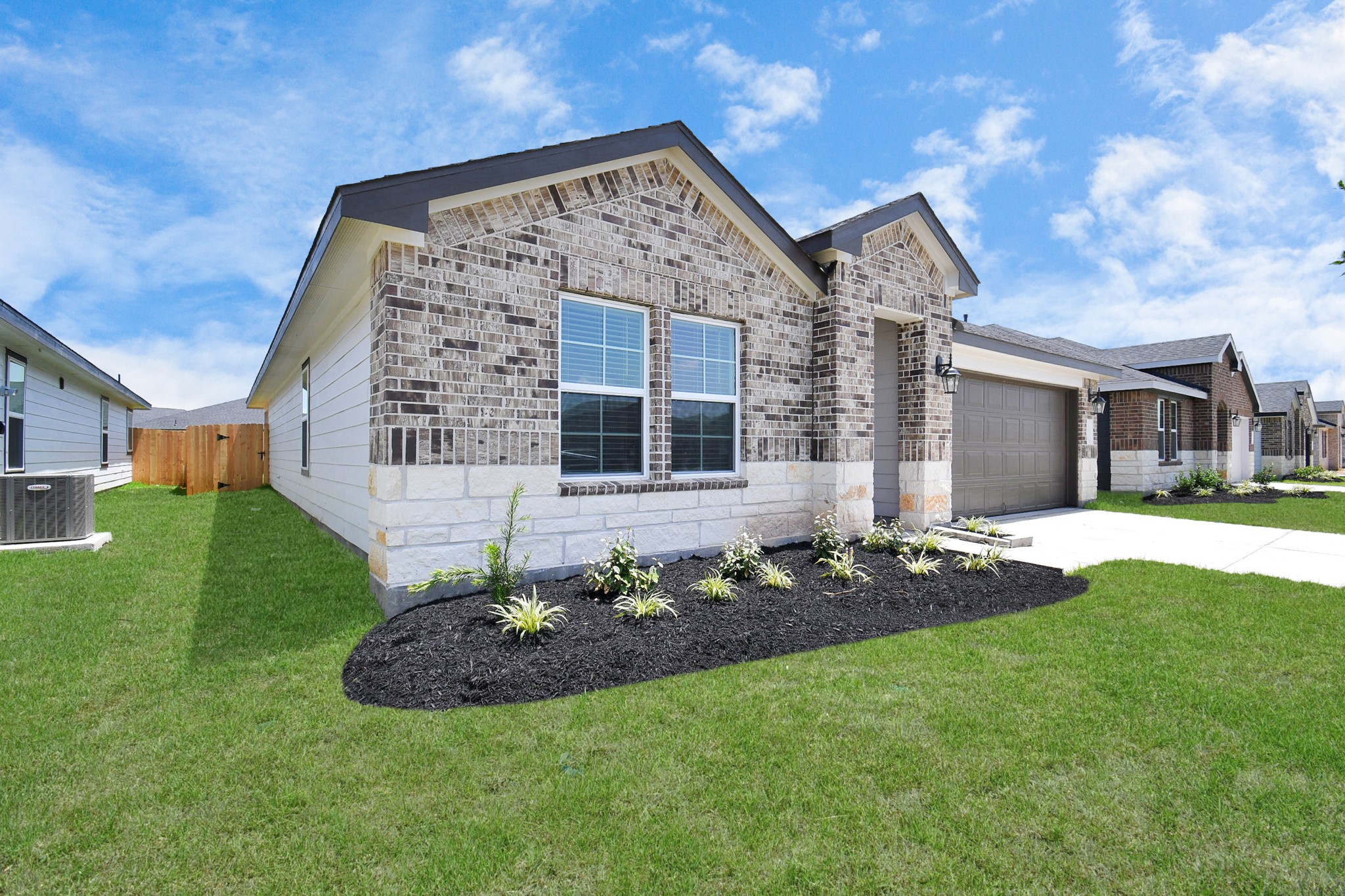 1115 Desert Willow Drive Rosharon, TX 77583 - Photo 2 of 33 Great Curb Appeal