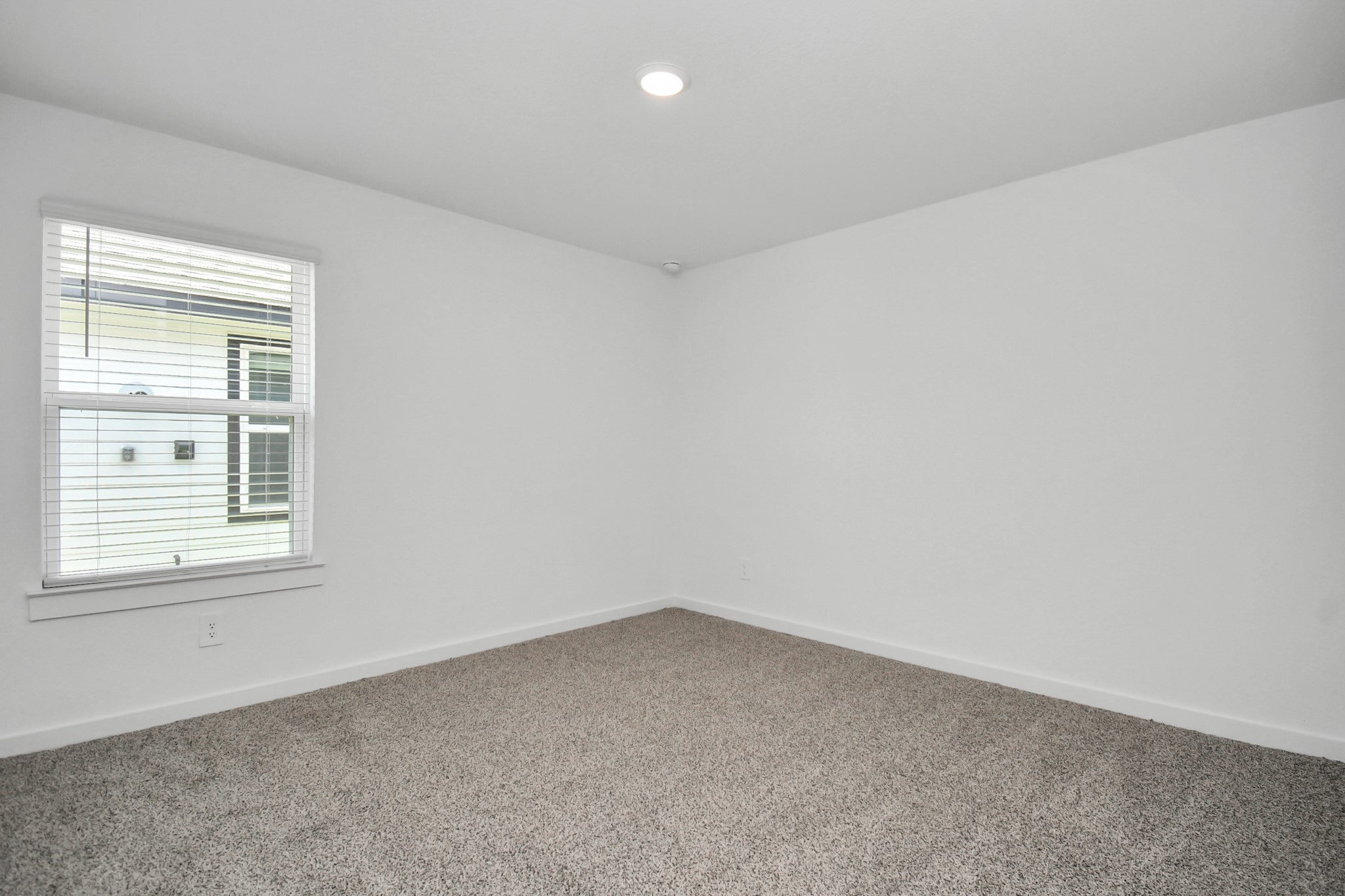 1115 Desert Willow Drive Rosharon, TX 77583 - Photo 7 of 33 Second Bedroom