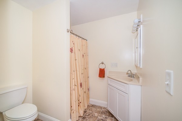 48 Winslow Road Reading, MA 01867 - Photo 15 of 29 Gallery Image 15
