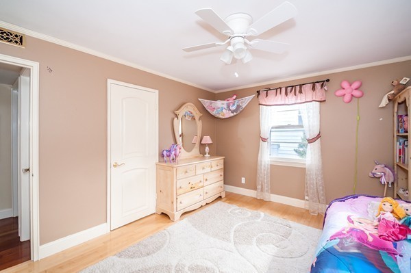 48 Winslow Road Reading, MA 01867 - Photo 16 of 29 Gallery Image 16