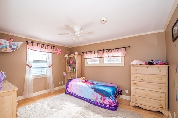48 Winslow Road Reading, MA 01867 - Photo 17 of 29 Gallery Image 17