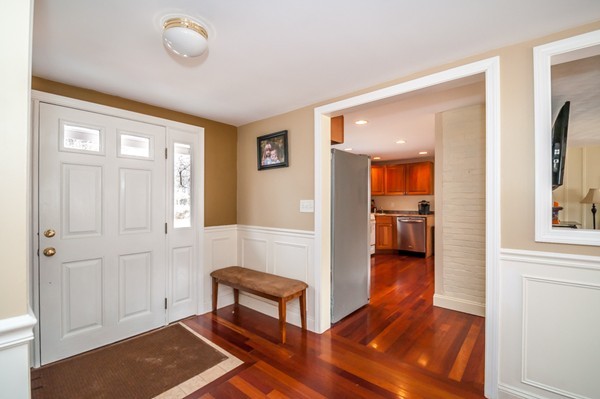 48 Winslow Road Reading, MA 01867 - Photo 2 of 29 Gallery Image 2