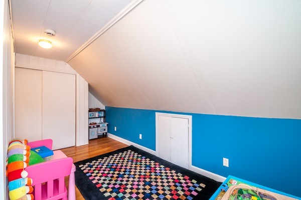 48 Winslow Road Reading, MA 01867 - Photo 24 of 29 Gallery Image 24