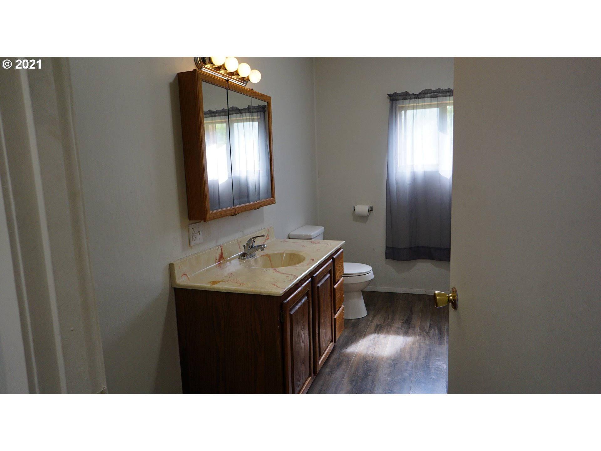 55976 Gold Brick Road Myrtle Point, OR 97458 - Photo 16 of 30 Gallery Image 16
