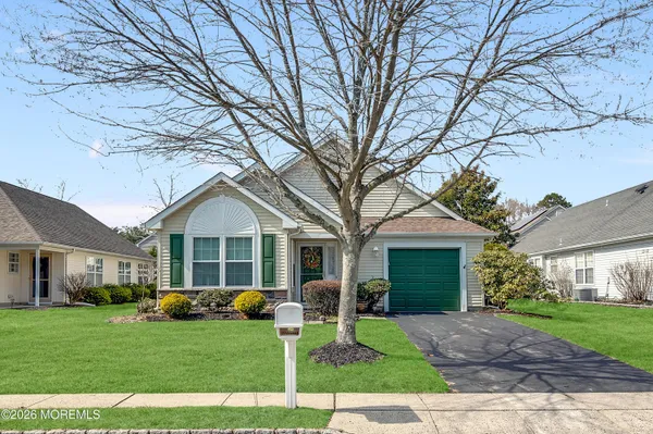 $379,000 | 3440 Vicari Avenue, Toms River, NJ 08755