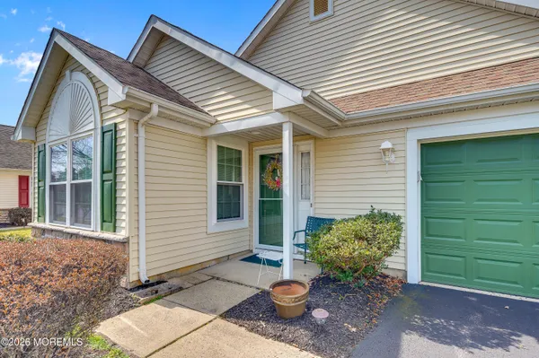 $379,000 | 3440 Vicari Avenue, Toms River, NJ 08755