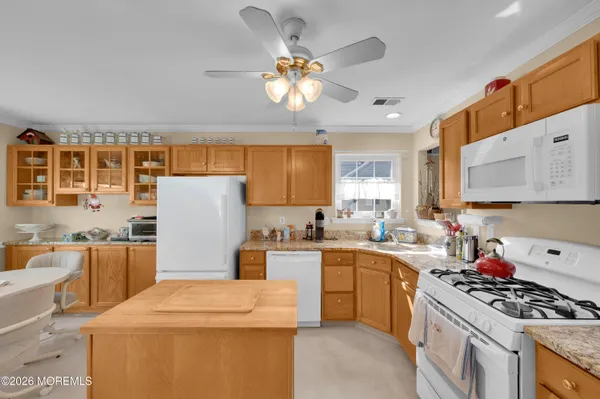 $379,000 | 3440 Vicari Avenue, Toms River, NJ 08755