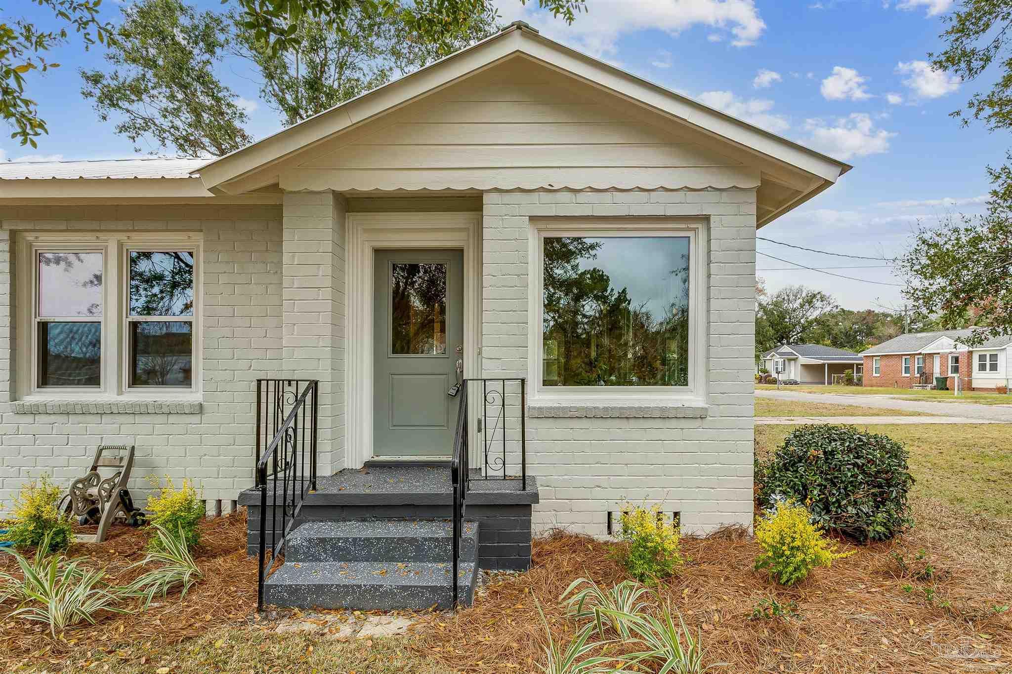 5 Northwest Kalash Road Pensacola, FL 32507 - Photo 2 of 23 Gallery Image 2