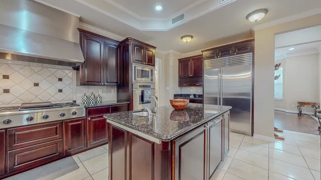 $674,625 | 9010 Taylor Circle, Orange, TX 77630