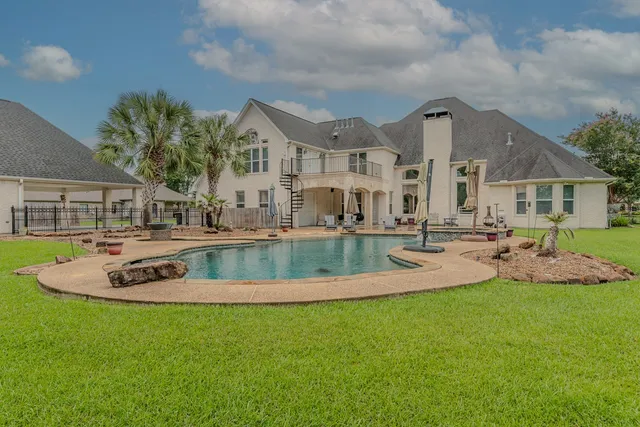 $674,625 | 9010 Taylor Circle, Orange, TX 77630