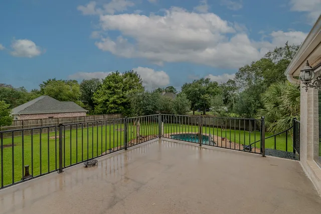 $674,625 | 9010 Taylor Circle, Orange, TX 77630