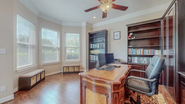 $674,625 | 9010 Taylor Circle, Orange, TX 77630