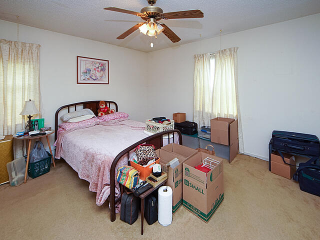 7619 Buck Pond Road North Charleston, SC 29418 - Photo 21 of 27 17