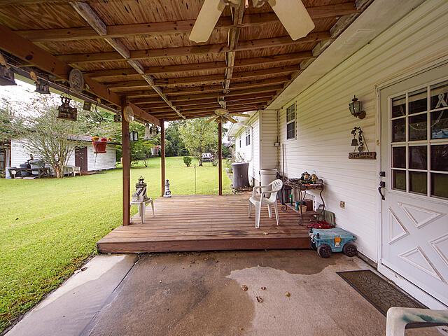 7619 Buck Pond Road North Charleston, SC 29418 - Photo 4 of 27 25