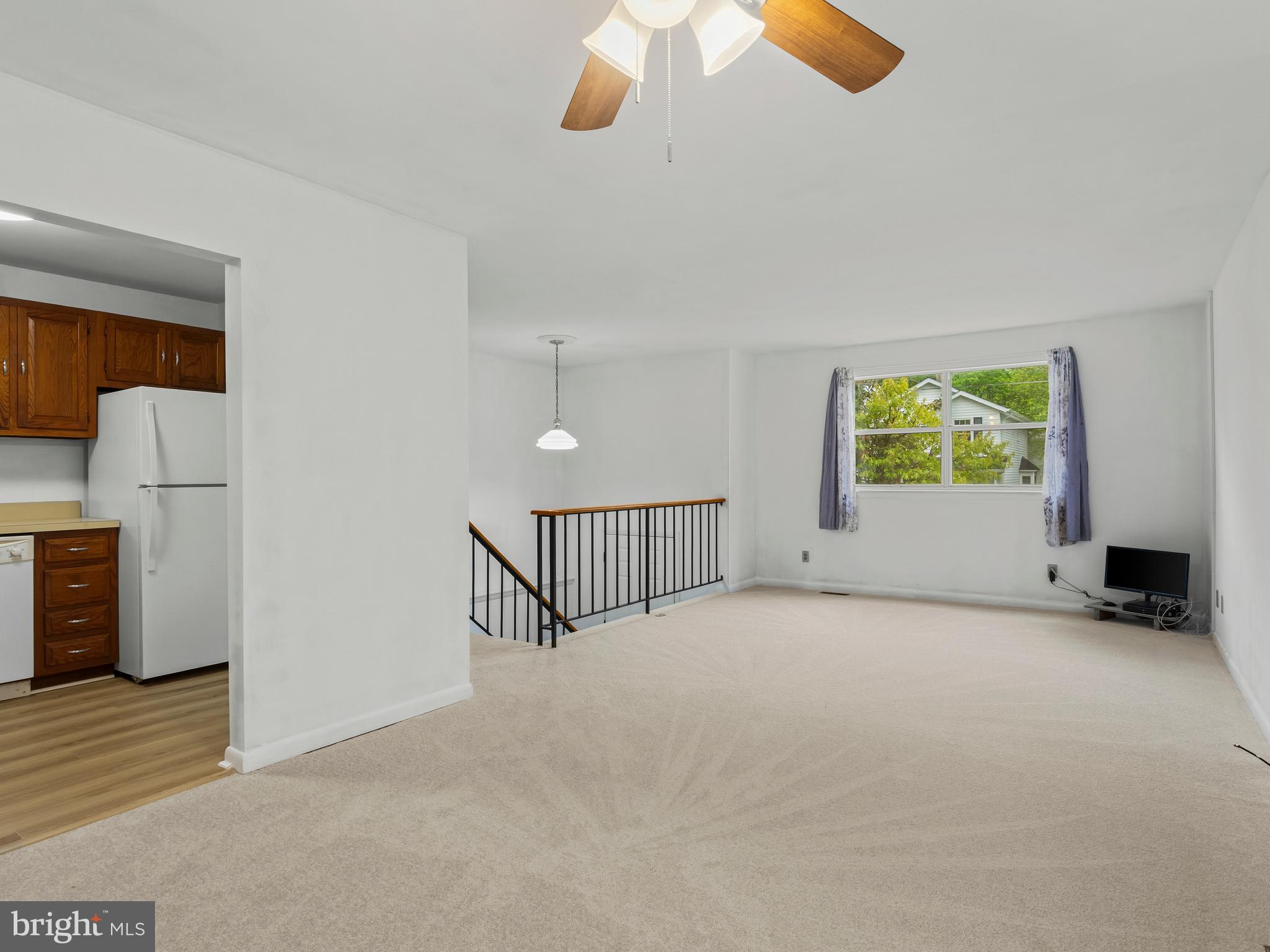 320 Cedar Grove Road Edgewater, MD 21037 - Photo 3 of 26