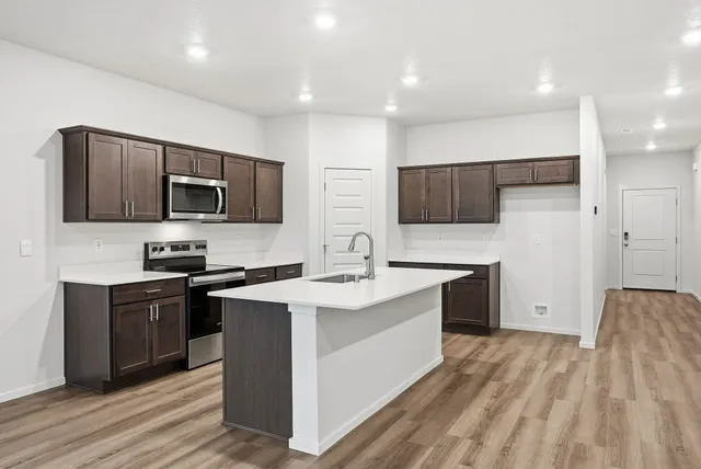 $459,995 | 13379 East 35th Lane, Spokane, WA 99206